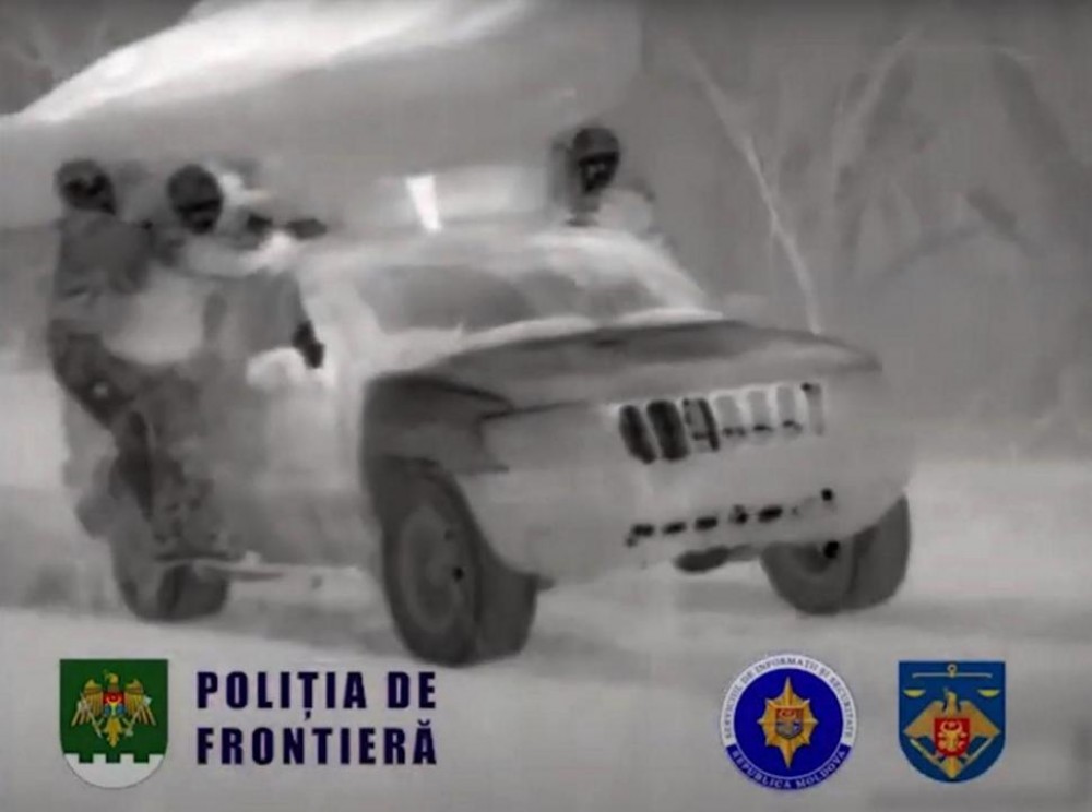 Destructurare fără precedent a unei grupări criminale, specializată în contrabandă cu țigări, prin coruperea polițiștilor de frontieră